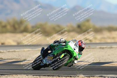 media/Dec-07-2025-CVMA (Sun) [[3e7d2de5dc]]/Race 16-Formula Middleweight/